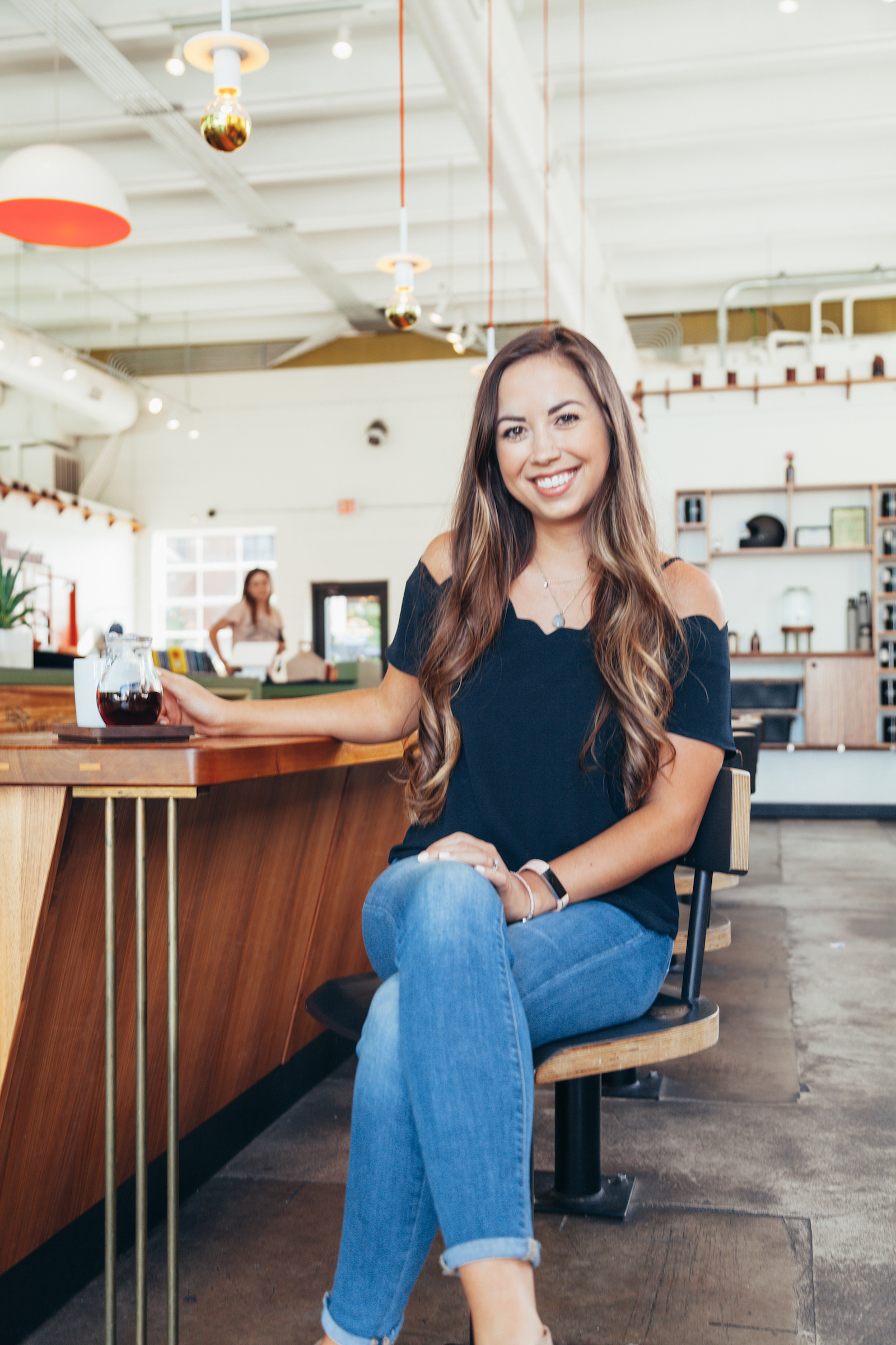 Elizabeth McCravy Showit Brand and Website Designer -Coffee Shop6 Barista Palor Photoshoot - Coffee shop photoshoot ideas business - Elizabeth McCravy Designs