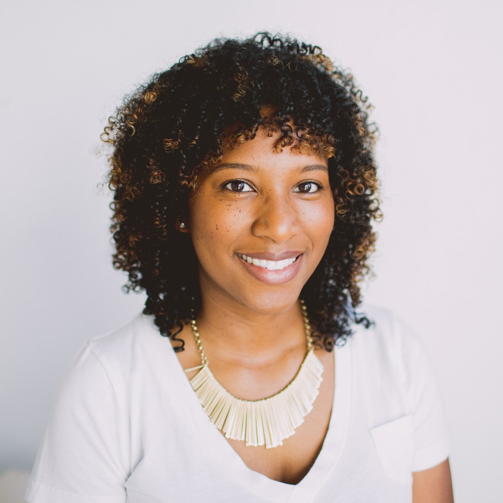 Hear Dondrea Owens talk all things creative business money mistakes and how to fix them on the Breakthrough Brand Podcast.
