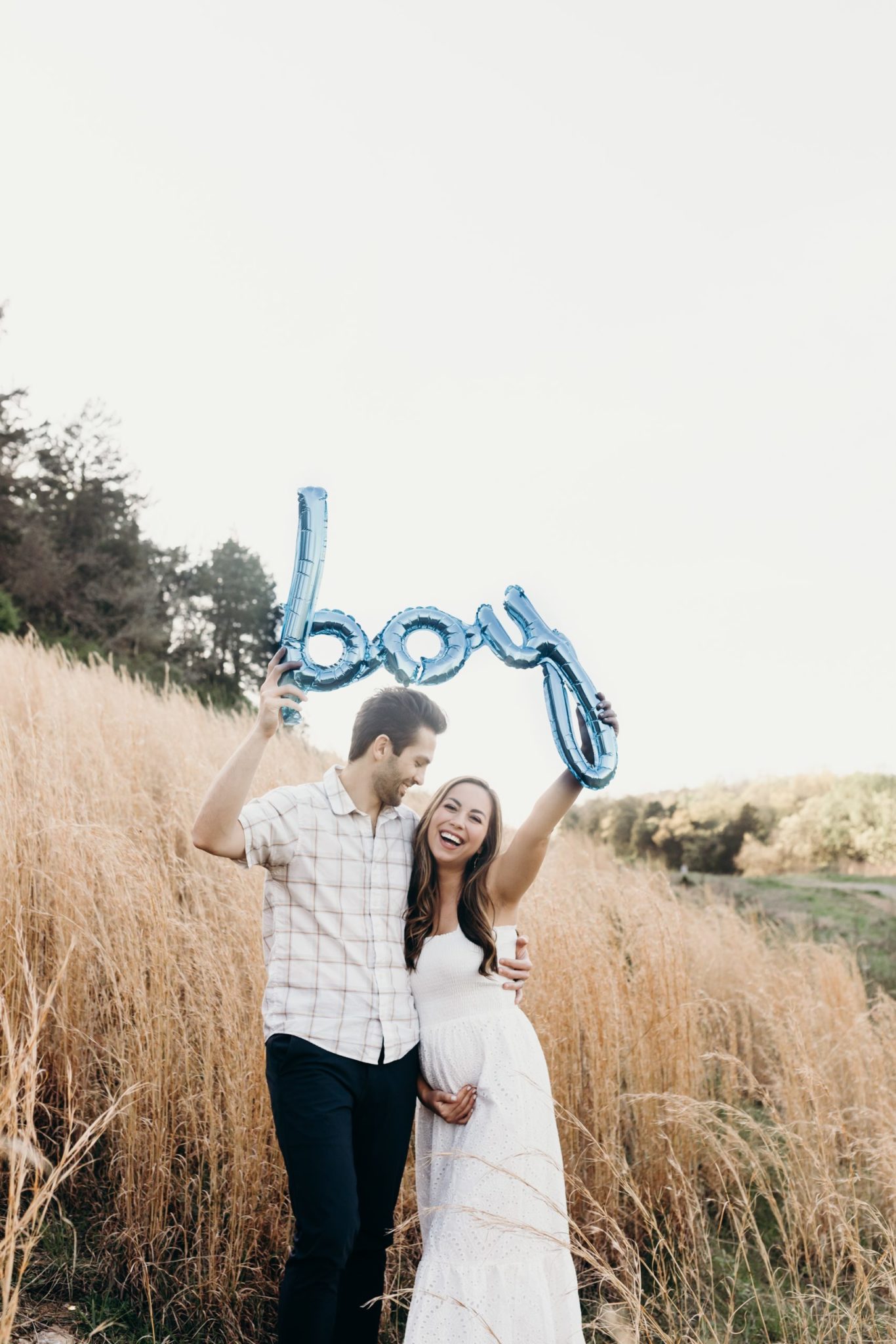 Elizabeth-McCravy-Maternity-Gender-Reveal-Photos-Baby-Boy-Nashville-Gender-Reveal-6 Elizabeth and Adam McCravy Smith Park Maternity Photoshoot