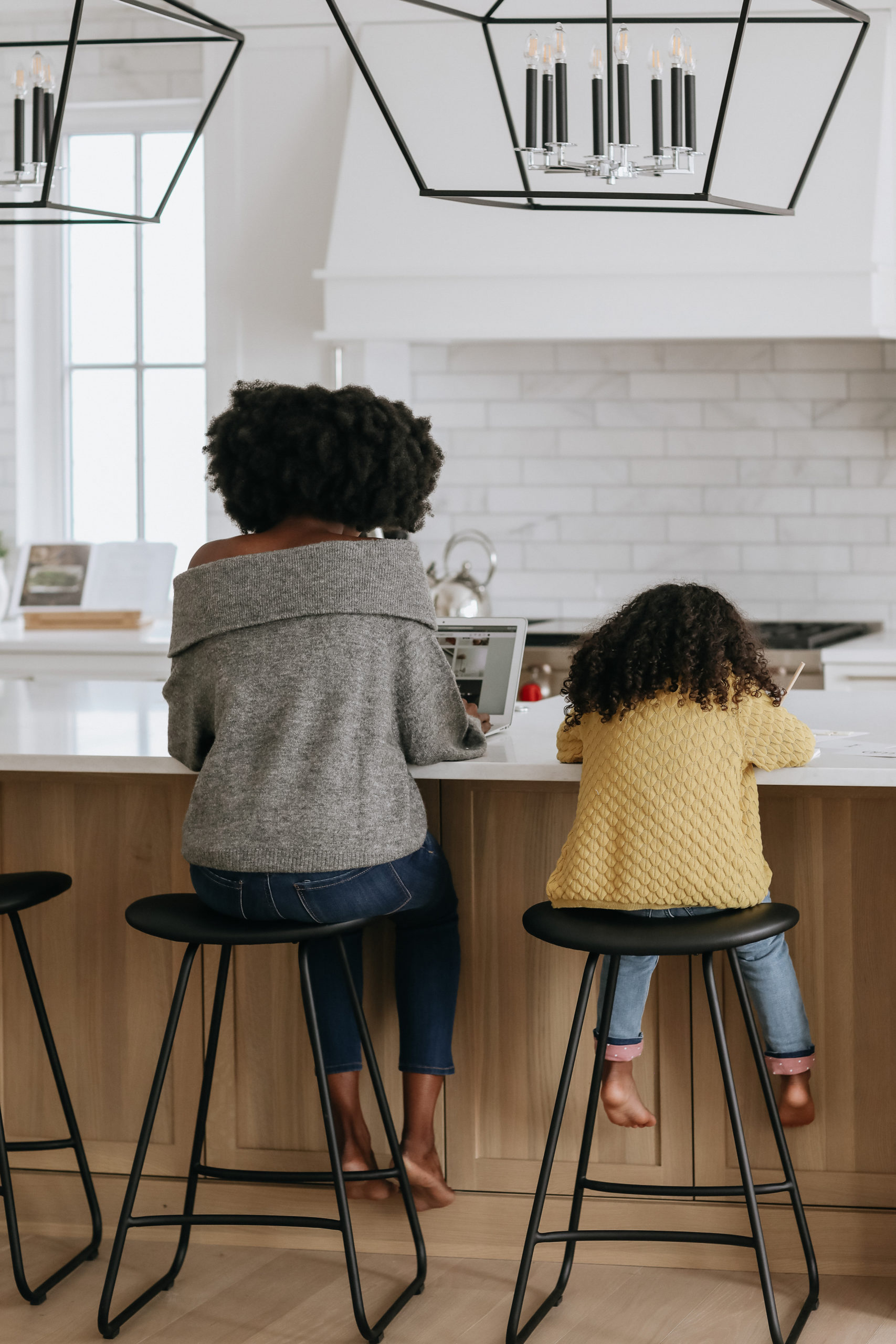 Tips from working moms about how to have help in your home, business, and with your kids on the Breakthrough Brand Podcast with host Elizabeth McCravy and special guests.